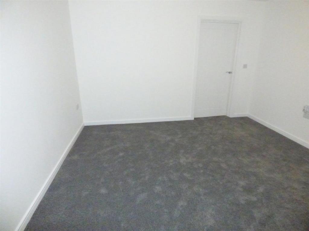 House in Newcastle upon Tyne, Brunswick - View 4