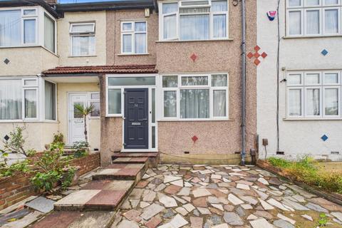 3 bedroom terraced house for sale, Upper Abbey Road, Belvedere, Kent, DA17