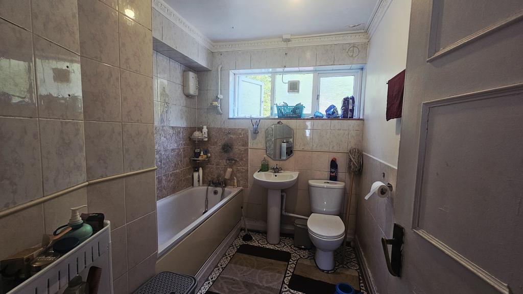 Apartment in London - View 3