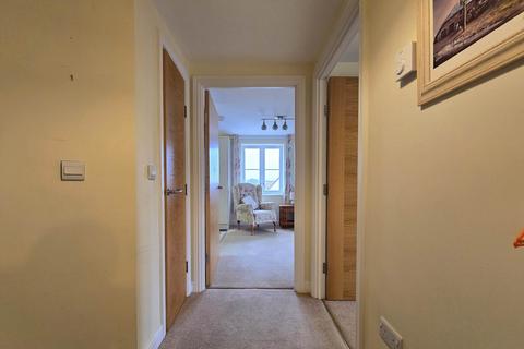 2 bedroom retirement property for sale, Moreton Court, Birdwood Crescent, Bideford