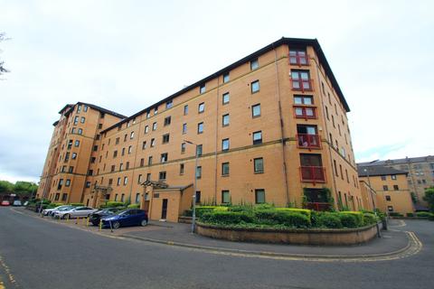 2 bedroom flat to rent, Parsonage Square, Glasgow, G4