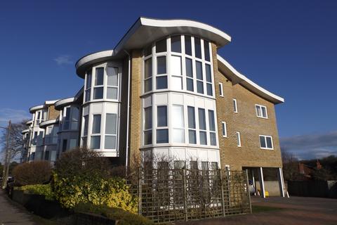 2 bedroom apartment to rent, Surrey Point, Southampton, SO16