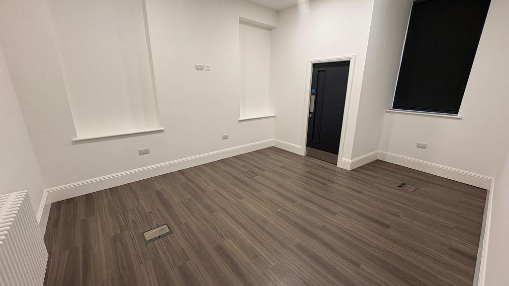 Apartment in Nottingham, Lace Market, St Ann's - View 5
