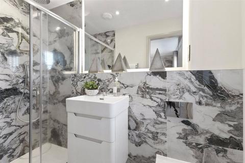 3 bedroom semi-detached house for sale, Highfields, Leatherhead Road, Bookham, Surrey, KT23