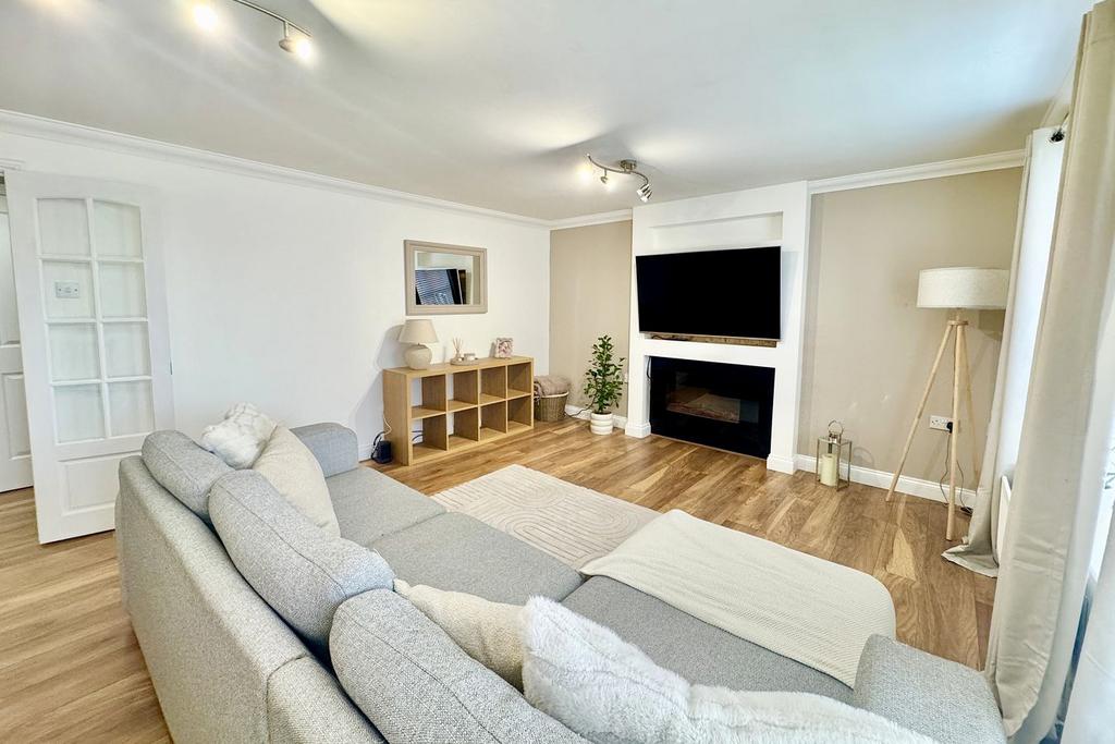 Apartment in Bournemouth - More