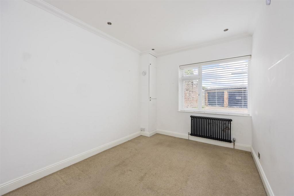 Apartment in Brighton - View 5