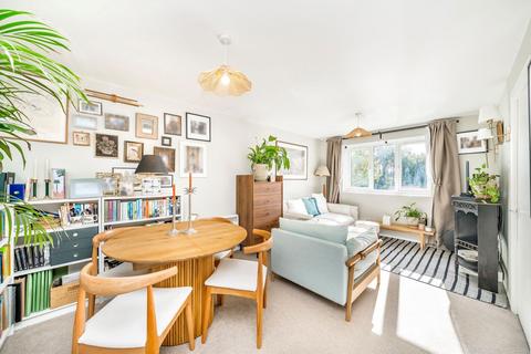 1 bedroom flat for sale, Bernard Ashley Drive, Charlton
