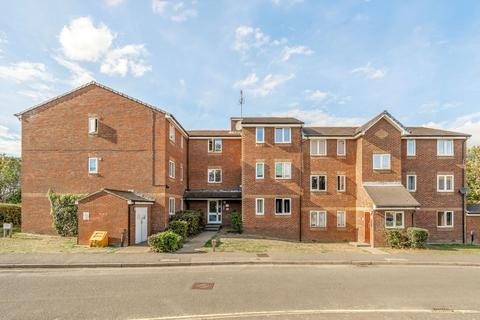 1 bedroom flat for sale, Bernard Ashley Drive, Charlton