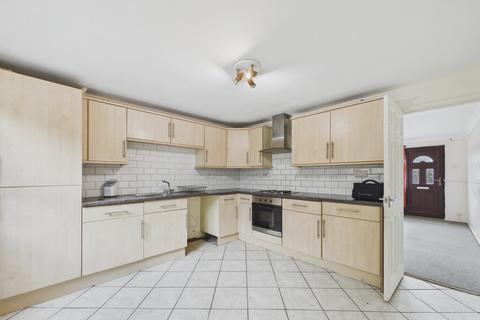 2 bedroom terraced house for sale, Holland Road, Old Whittington