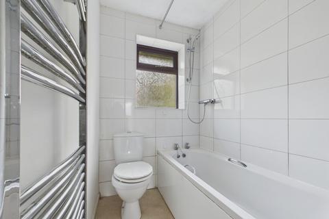 2 bedroom terraced house for sale, Holland Road, Old Whittington