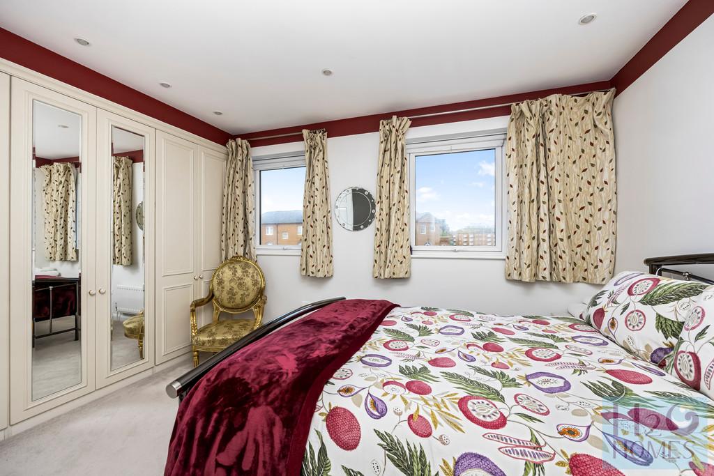 House in Brighton - View 5