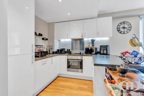 2 bedroom apartment for sale, William Street, Slough