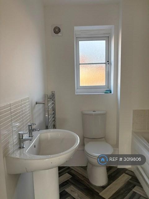 Apartment in Liverpool - View 3