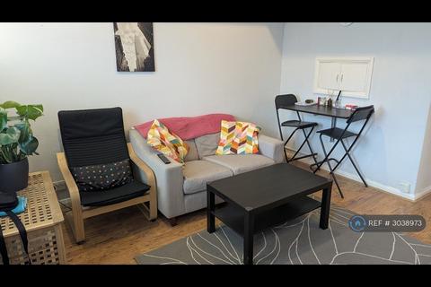 1 bedroom flat to rent, Camden High Street, Camden, NW1