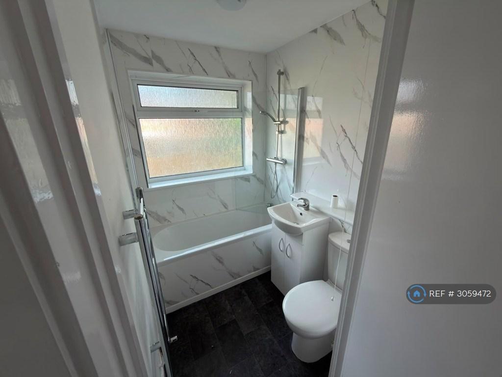 Apartment in Birmingham - View 3