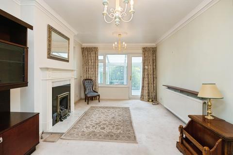 2 bedroom detached bungalow for sale, Kendal Park, TUNBRIDGE WELLS