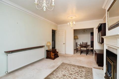 2 bedroom detached bungalow for sale, Kendal Park, TUNBRIDGE WELLS