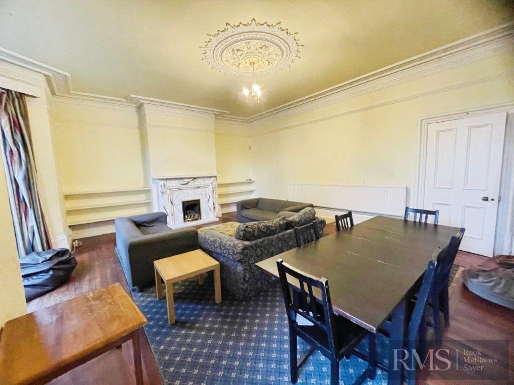 Apartment in NEWCASTLE UPON TYNE - View 3