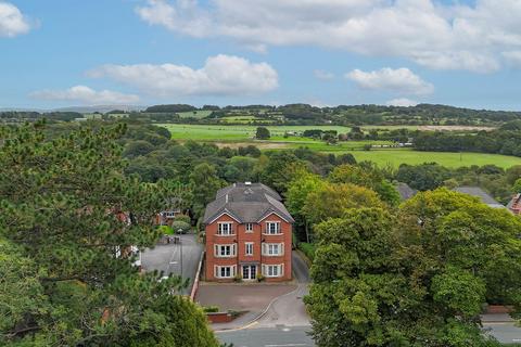2 bedroom apartment for sale, Wigan Road, Wigan WN1