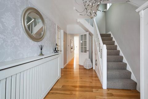 3 bedroom semi-detached house for sale, Mayfair Avenue, Bexleyheath, DA7