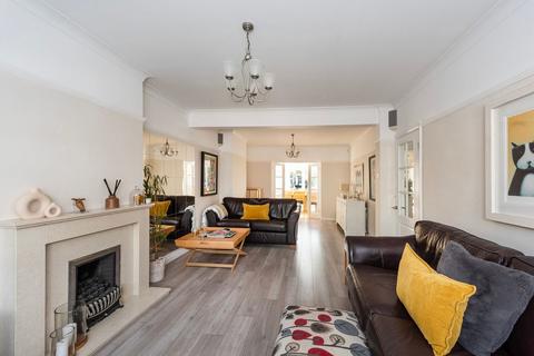 3 bedroom semi-detached house for sale, Mayfair Avenue, Bexleyheath, DA7