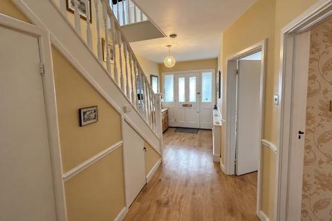 5 bedroom detached house for sale, The Drive, Orpington, BR6 9AP