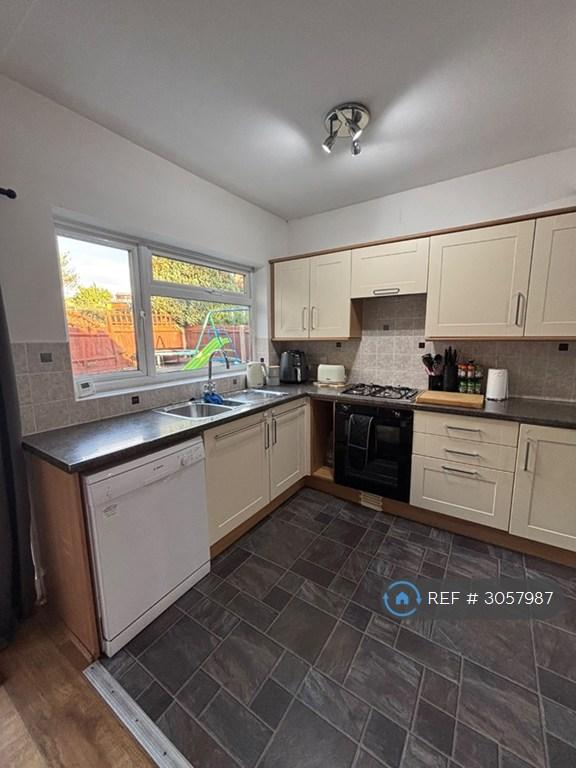 House in Orpington - View 2