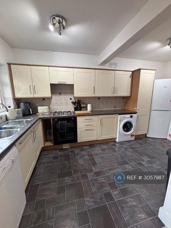 House in Orpington - View 3