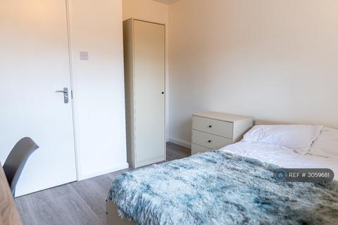 undefined, Dunvegan Close, Exeter, EX4