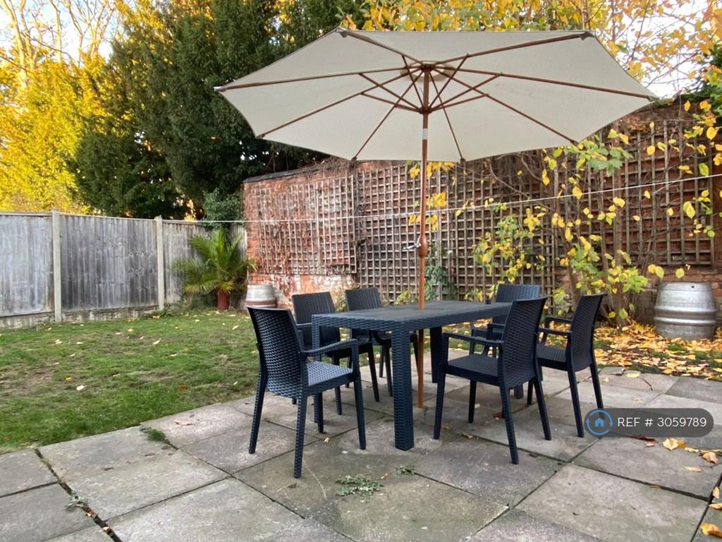 House in Carlton, Nottingham - View 4