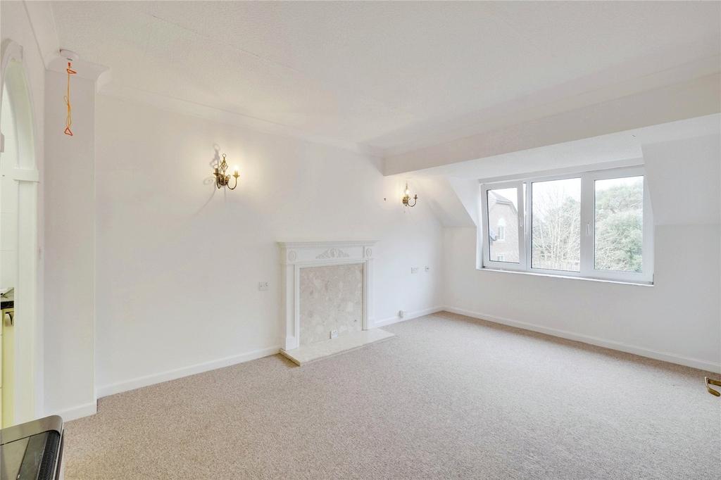 Apartment in Bournemouth - View 3