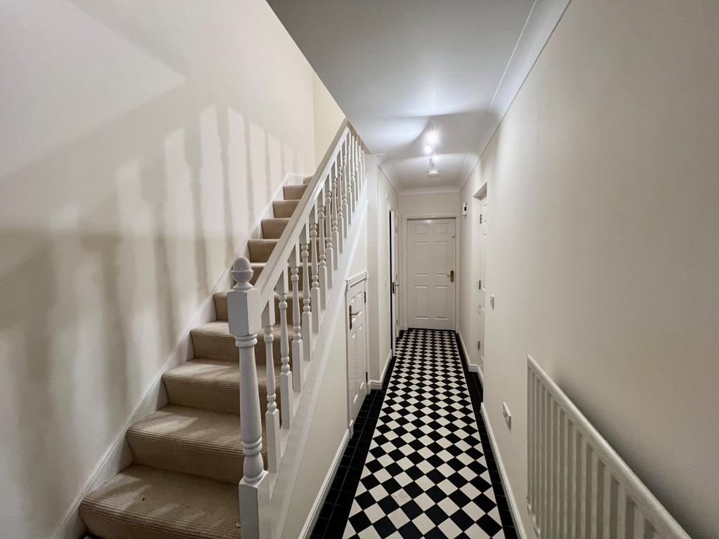 House in Leeds - View 2