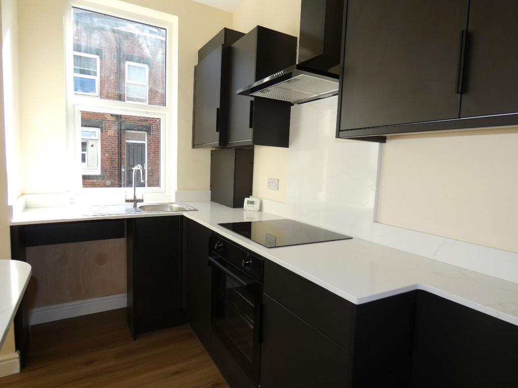 House in Leeds - View 4
