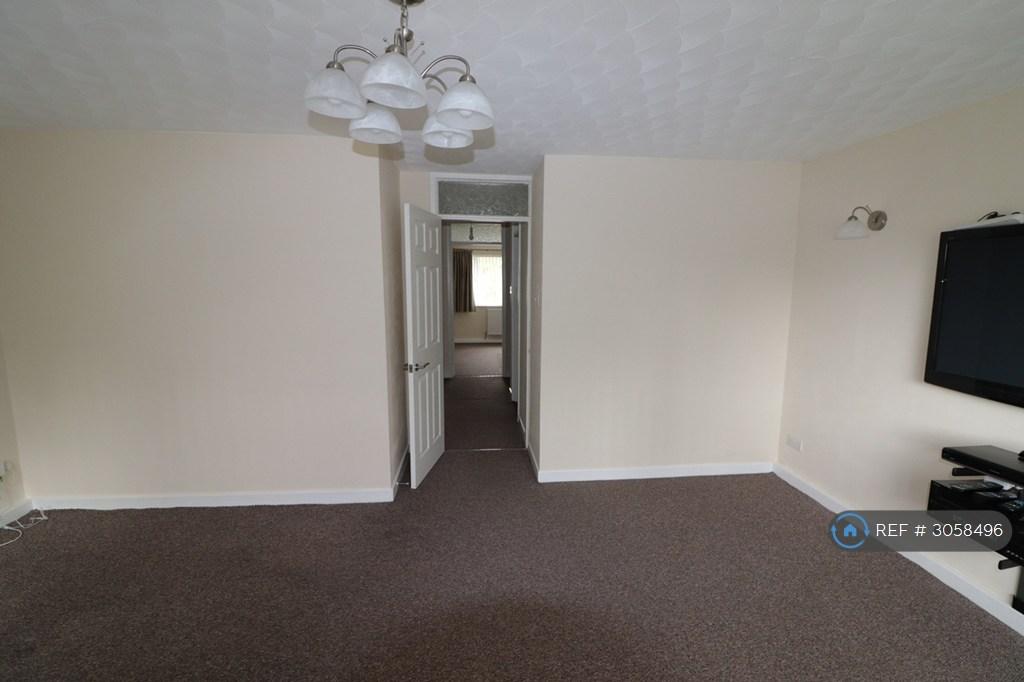 Apartment in Sefton, Liverpool City Region - View 2