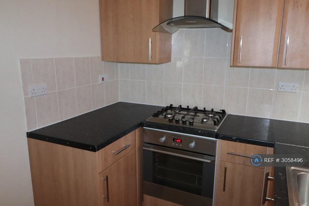 Apartment in Sefton, Liverpool City Region - View 5