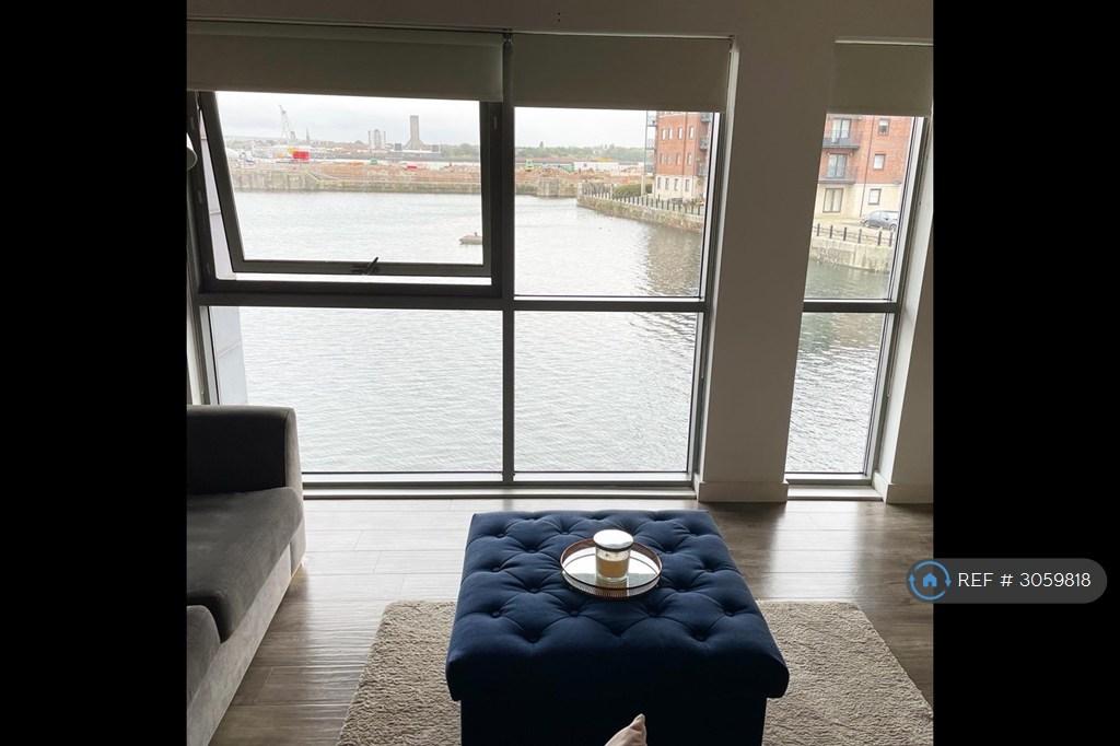 Apartment in Liverpool - More