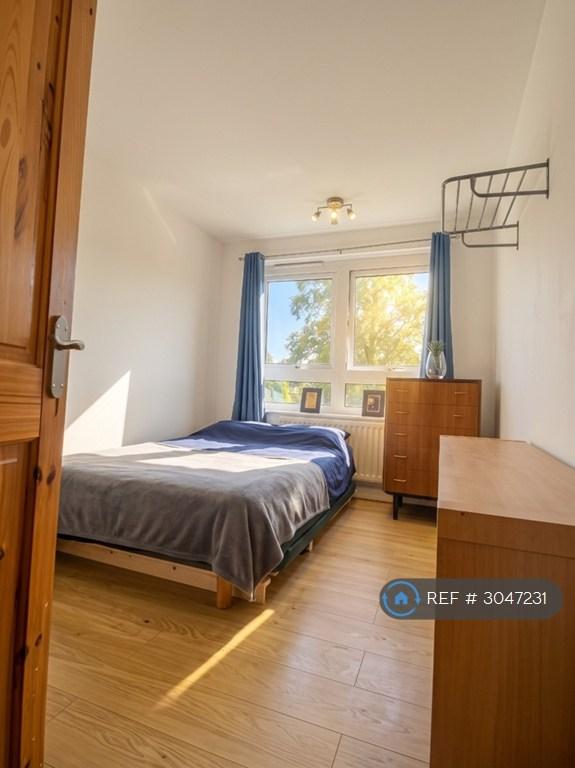 Apartment in Eccles, Manchester - View 5