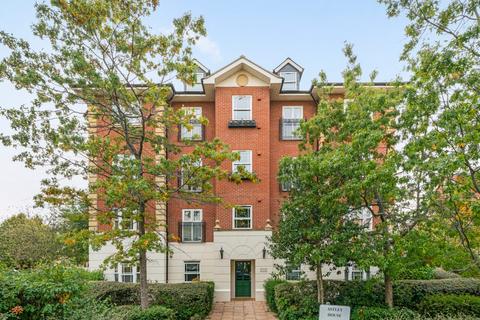 3 bedroom flat for sale, Trinity Church Road, Barnes, London, SW13