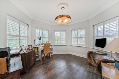 3 bedroom flat for sale, Trinity Church Road, Barnes, London, SW13
