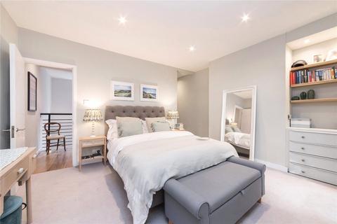 3 bedroom terraced house to rent, Curlew Street, London, SE1