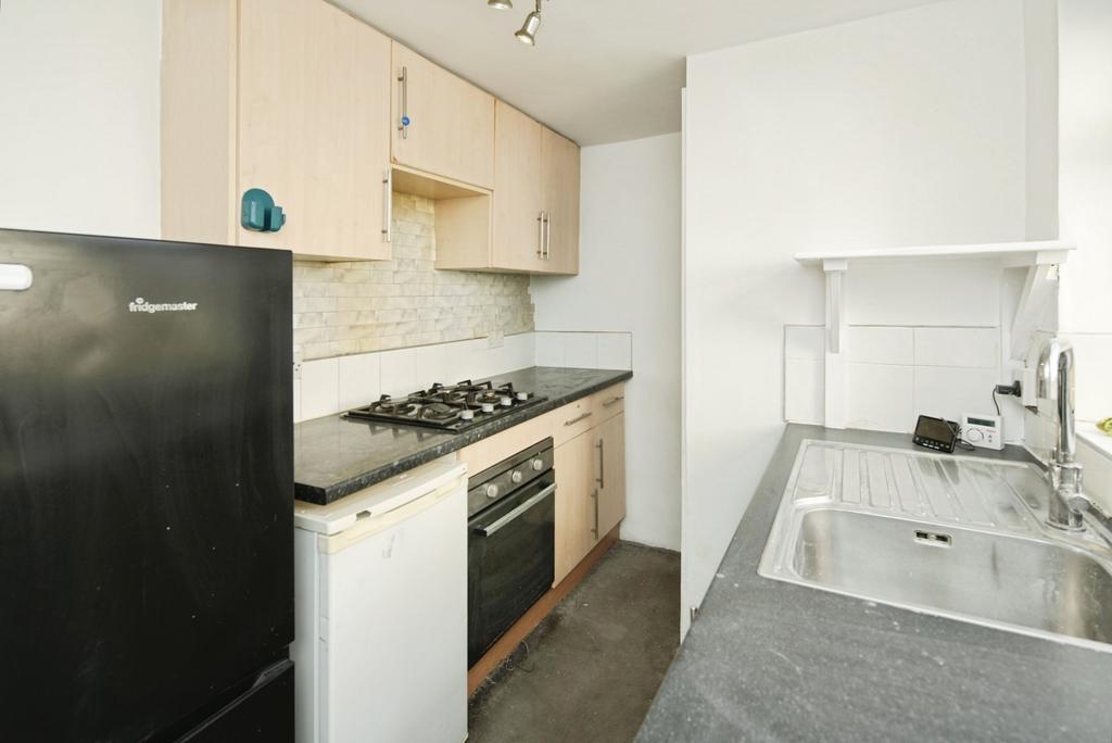 Apartment in East Sussex - View 3