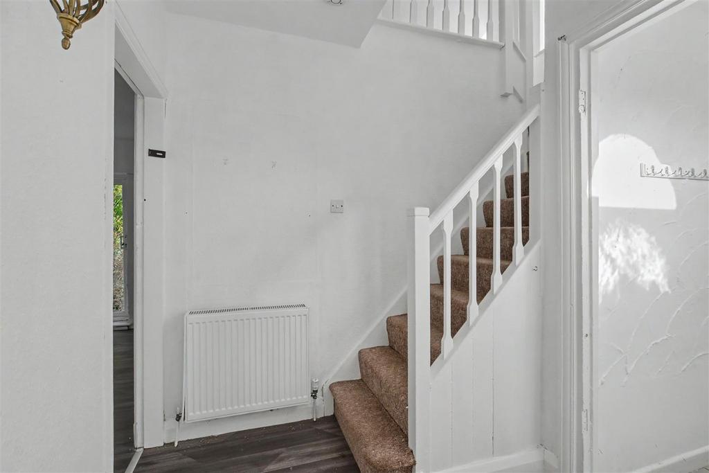 House in Nottingham, Beeston - More