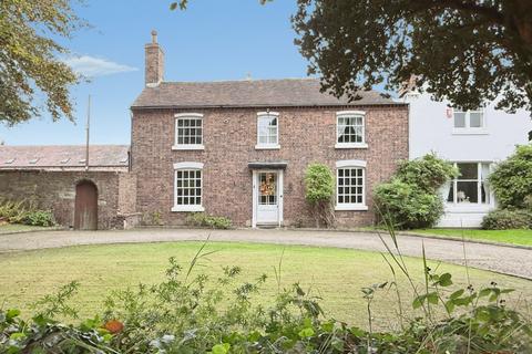 4 bedroom semi-detached house for sale, Woodlands Lane, Telford TF4