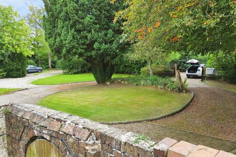 4 bedroom semi-detached house for sale, Woodlands Lane, Telford TF4