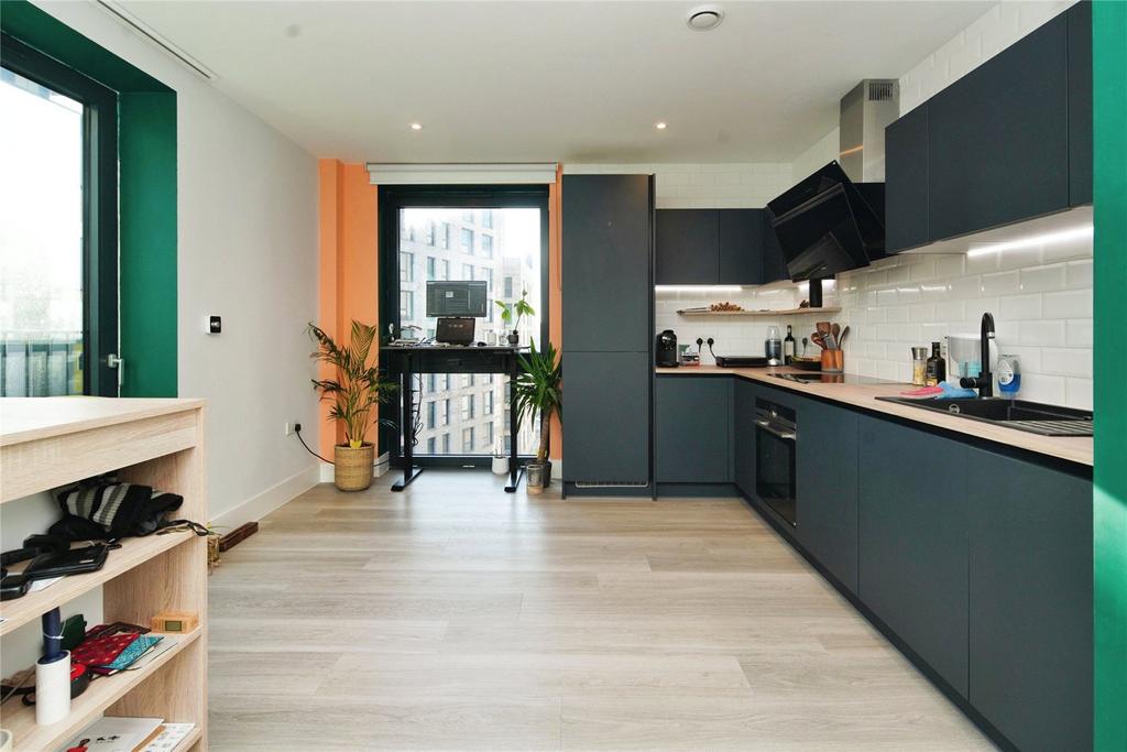 Apartment in East Sussex - View 3