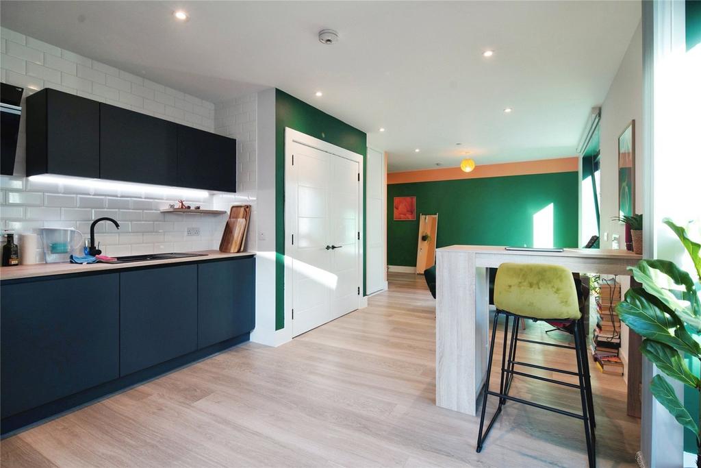 Apartment in East Sussex - View 5