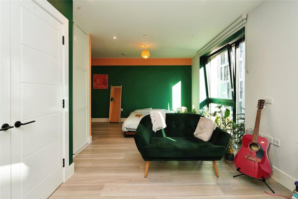 Apartment in East Sussex - More