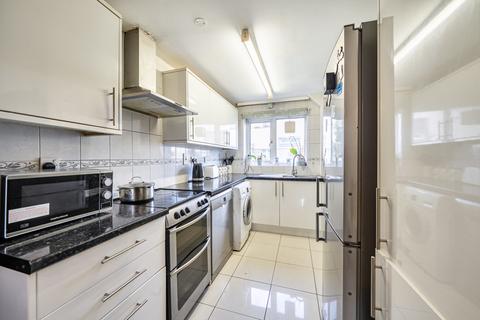 3 bedroom terraced house for sale, Salmond Close, Stanmore