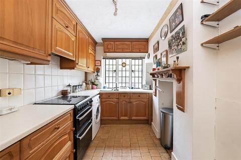 3 bedroom semi-detached house for sale, Rook Lane, Chaldon CR3