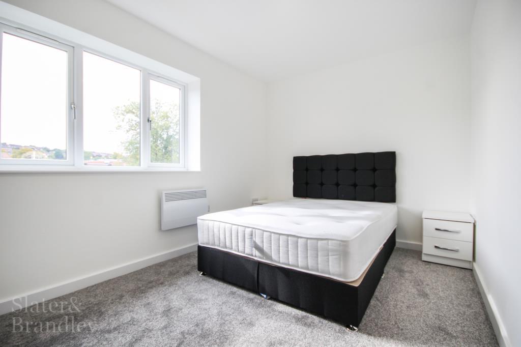 Apartment in Foxhill road East - More